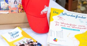 Auslage Wunderfinder-Broschüre