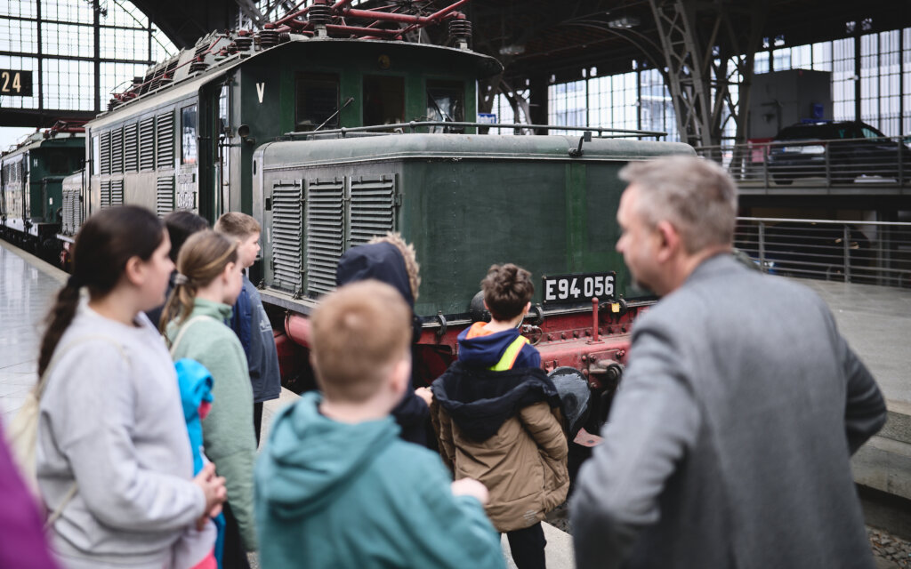 Bei der Führung im Leipziger Hauptbahnhof / Foto: Daniel Reiche